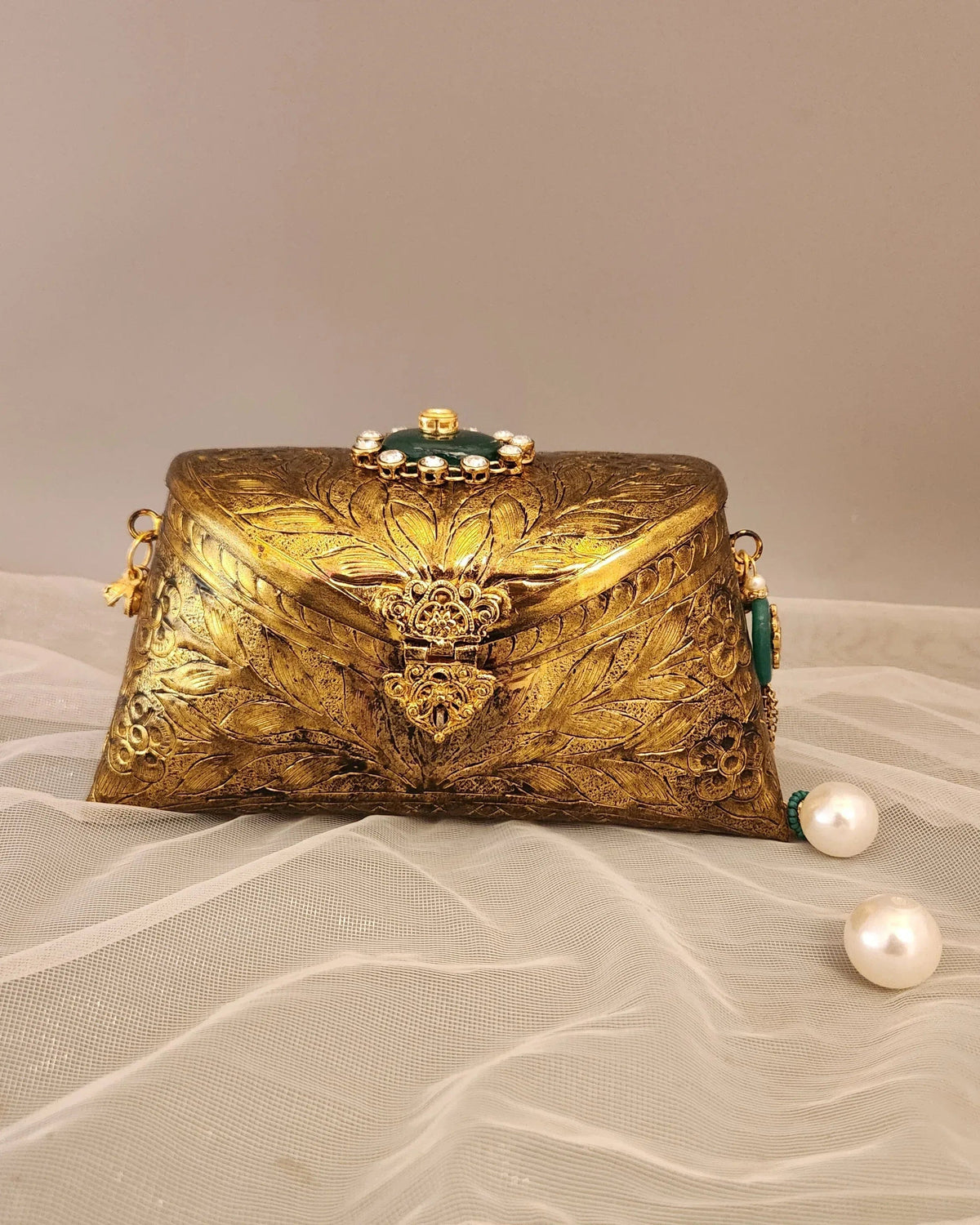 Antique Gold Royale Metal Clutch by Clutch It