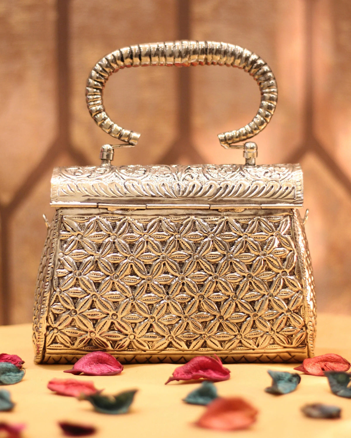 KISHA Silver Clutch by Clutch It