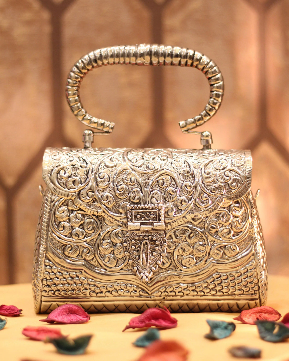 KISHA Silver Clutch by Clutch It
