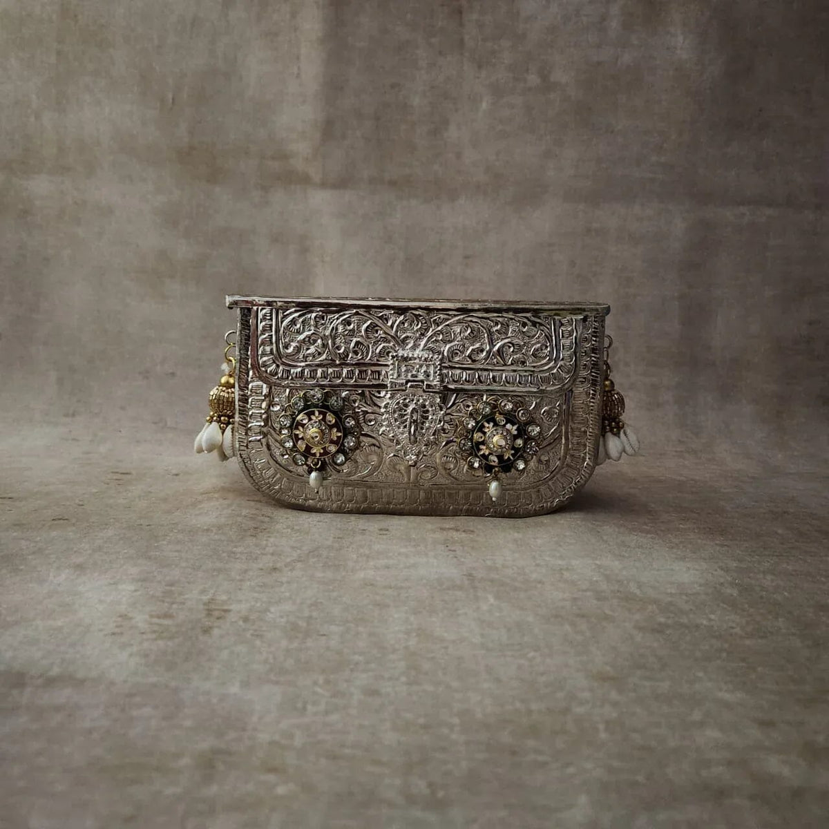 Marigold Bag Silver by Clutch It