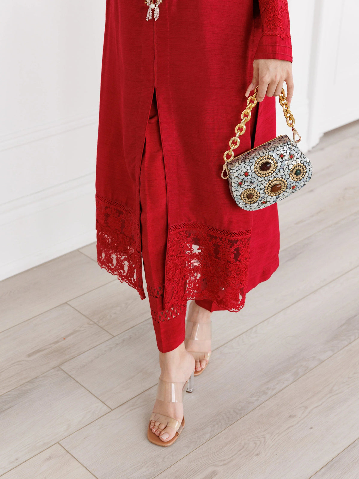 VOGUE Clutch by Clutch It
