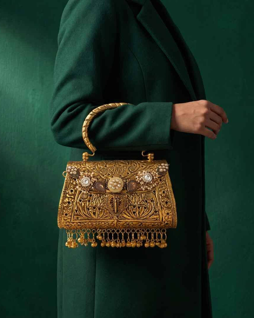 Zareen Heirloom Clutch by Clutch It