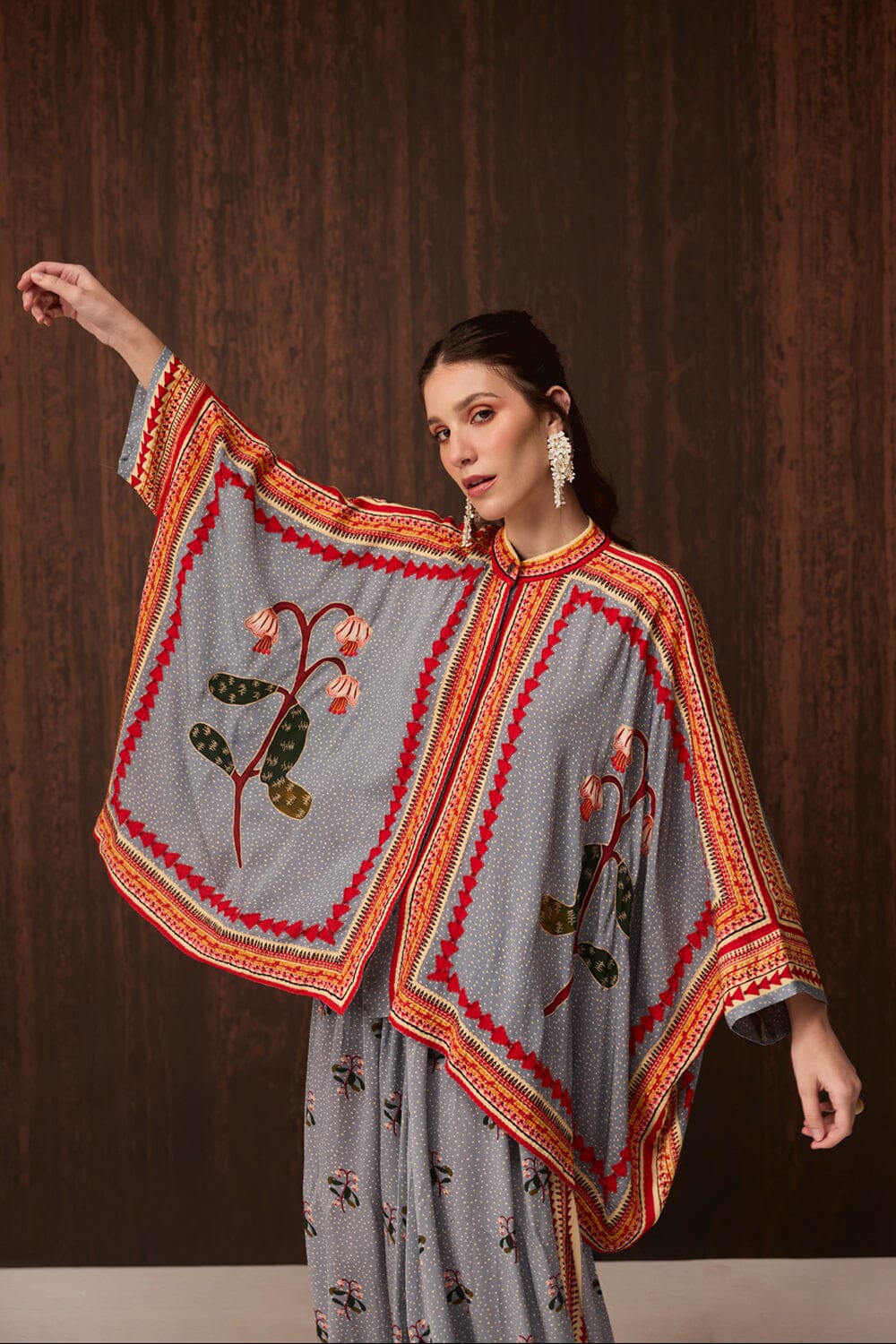 Aya Embroidered Cape with Pants — photo 4