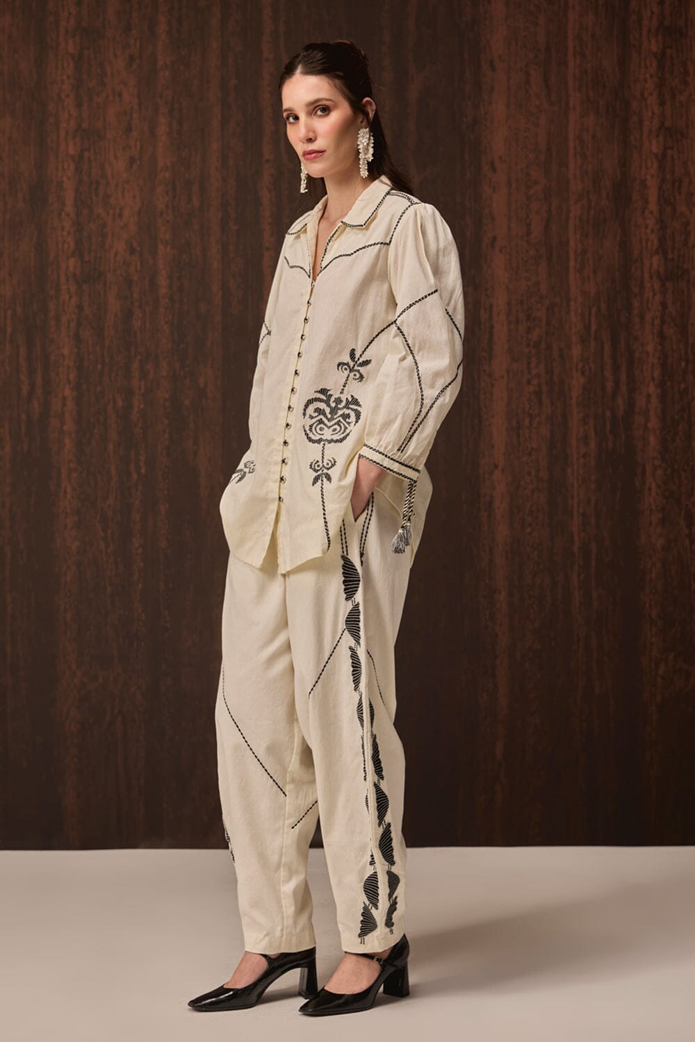 Dera Embroidered Shirt With Pants — photo 2