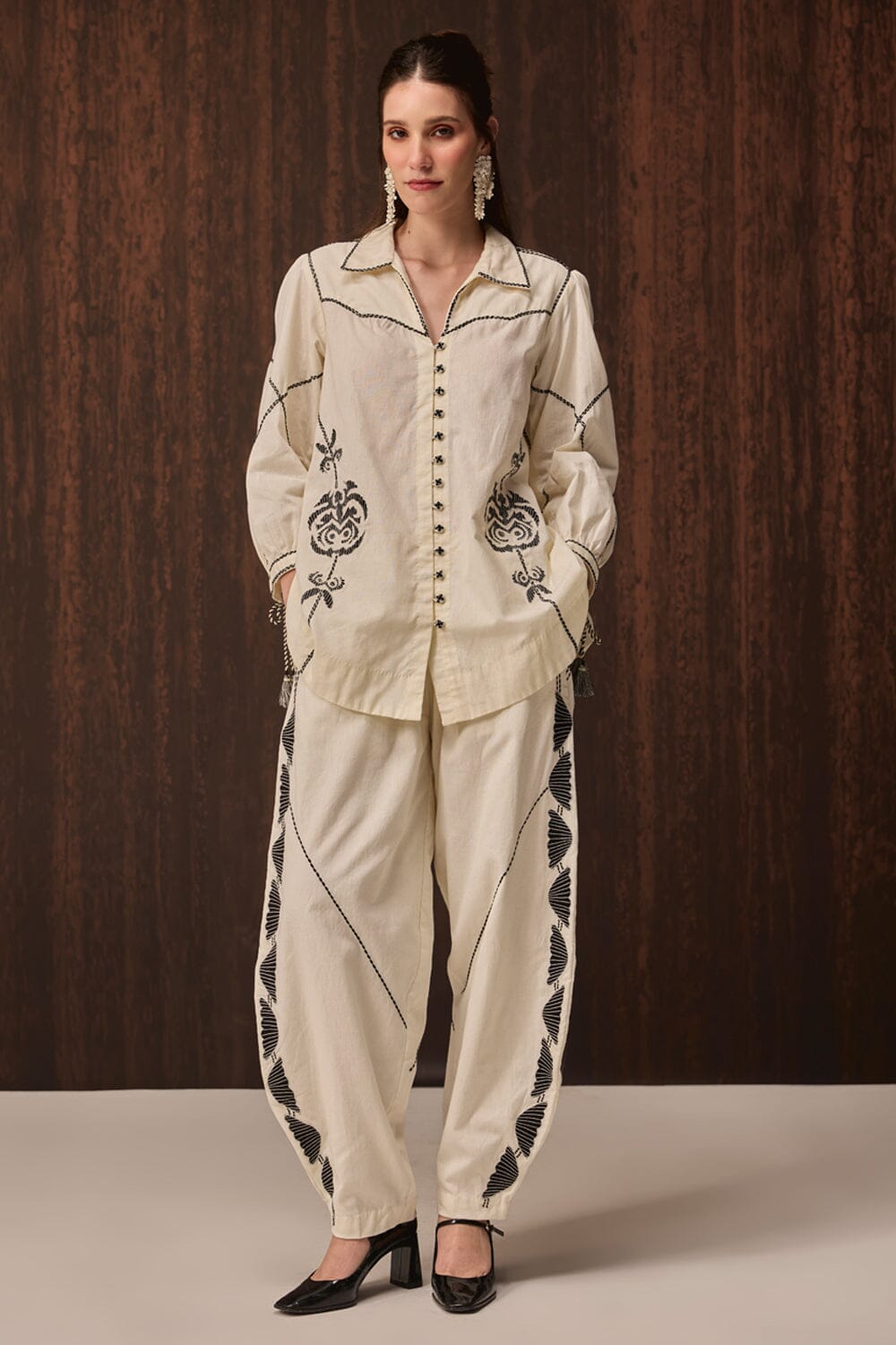 Dera Embroidered Shirt With Pants — photo 1