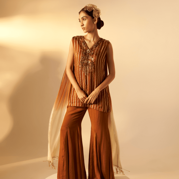 Divya- Tunic set with attached dupatta — view 2