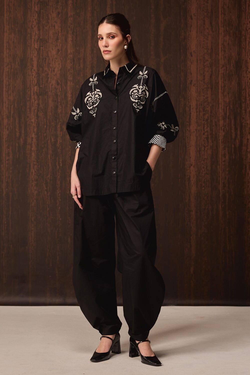 Diya Embroidered Shirt With Pants — photo 1