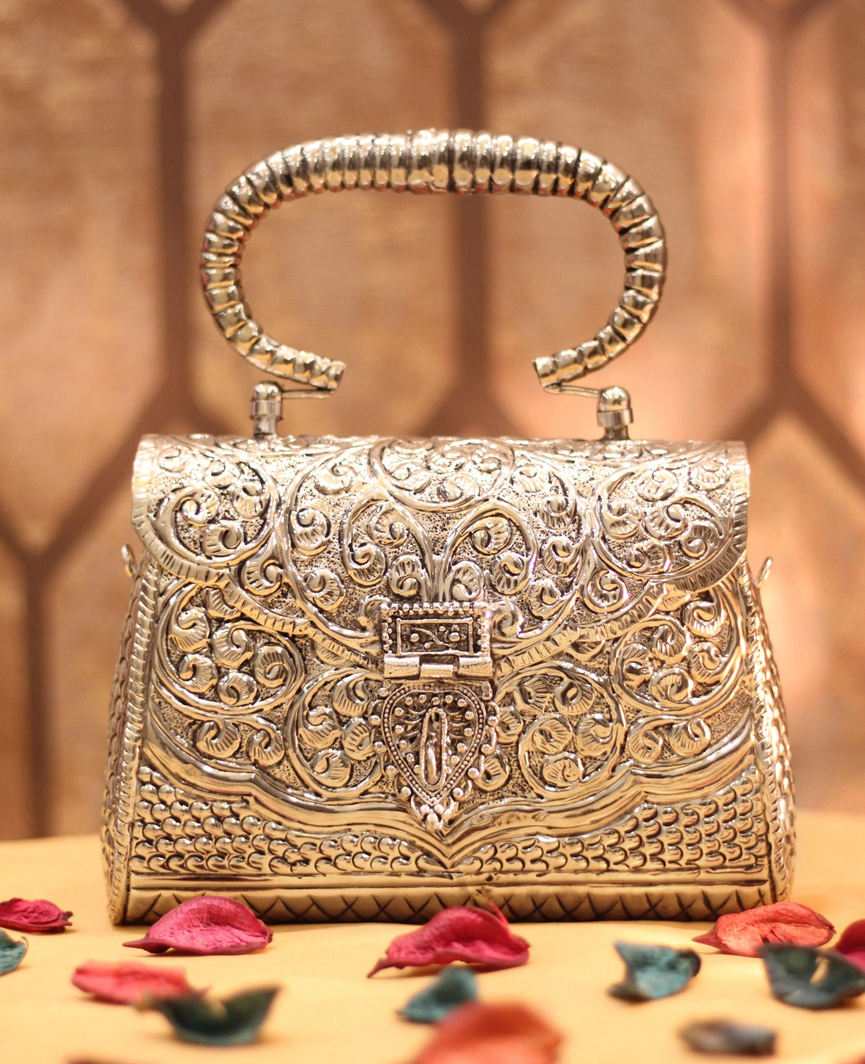 KISHA Silver Clutch by Clutch It