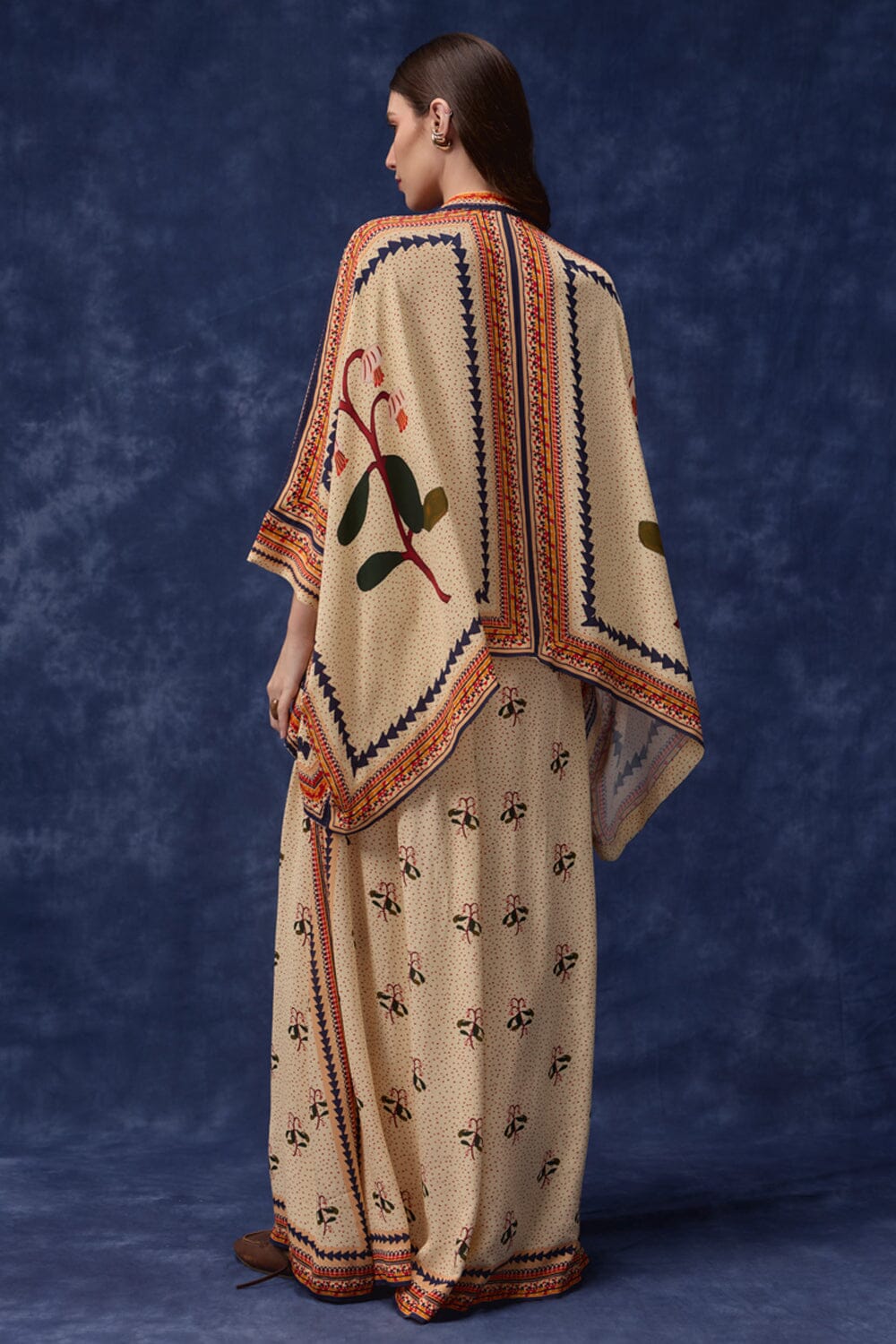 Lana Embroidered Cape with Pants — photo 5
