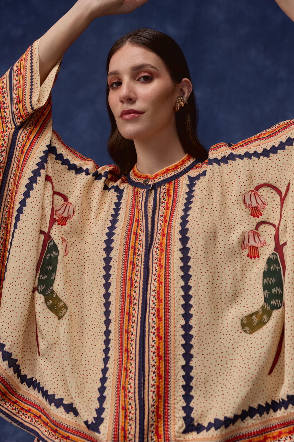Lana Embroidered Cape with Pants — photo 2