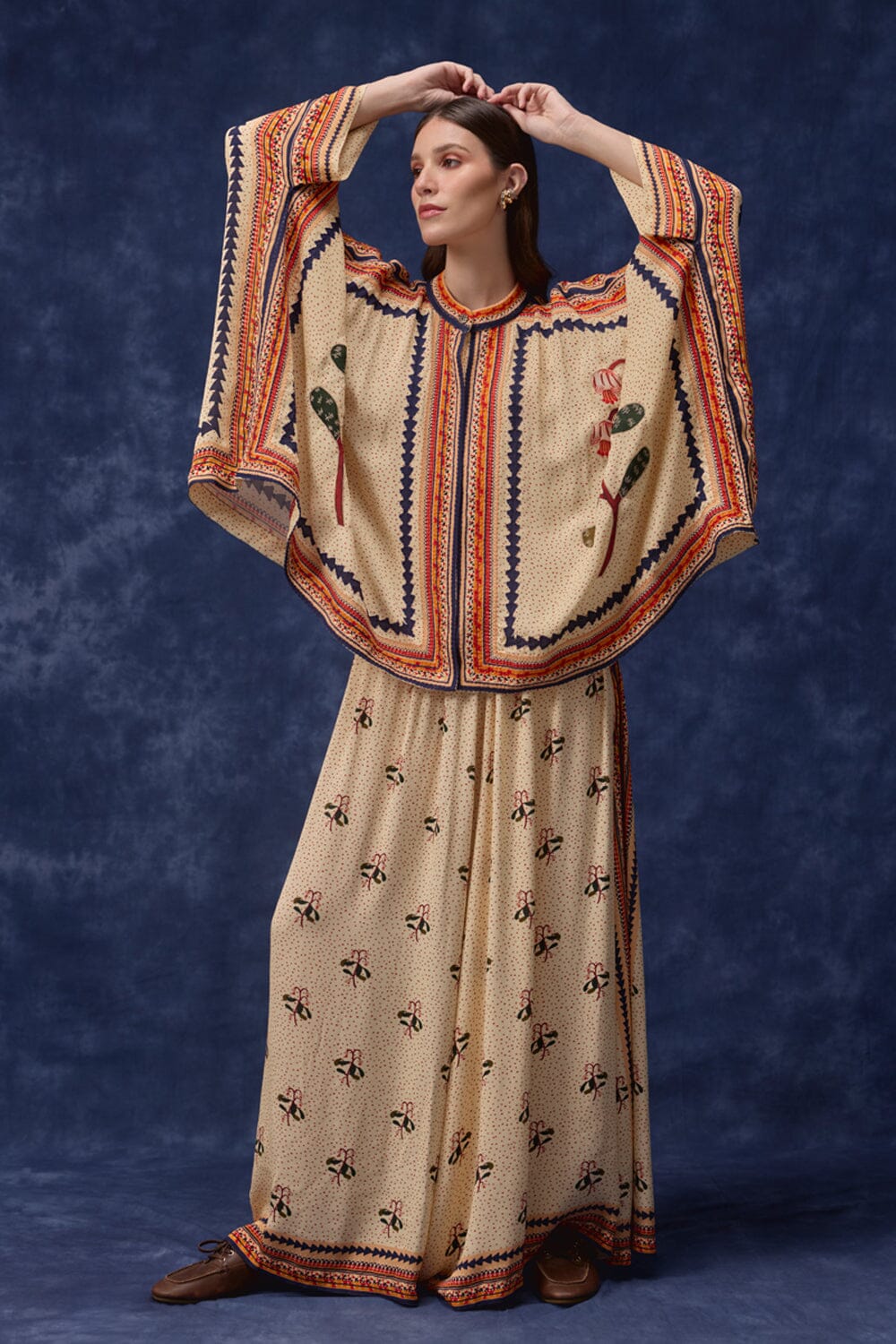Lana Embroidered Cape with Pants — photo 4