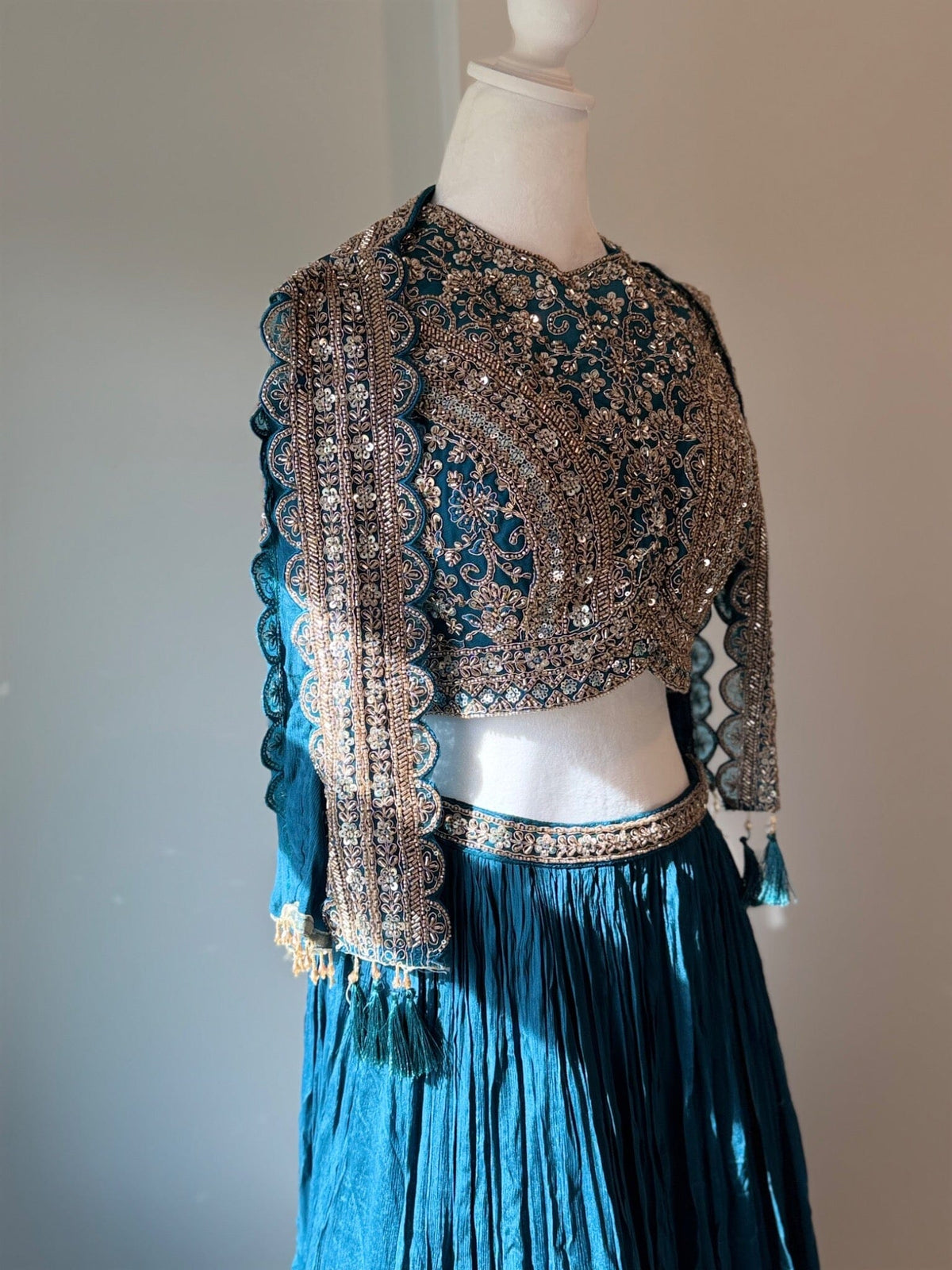 Original photo 6653 — teal embroidered lehenga set