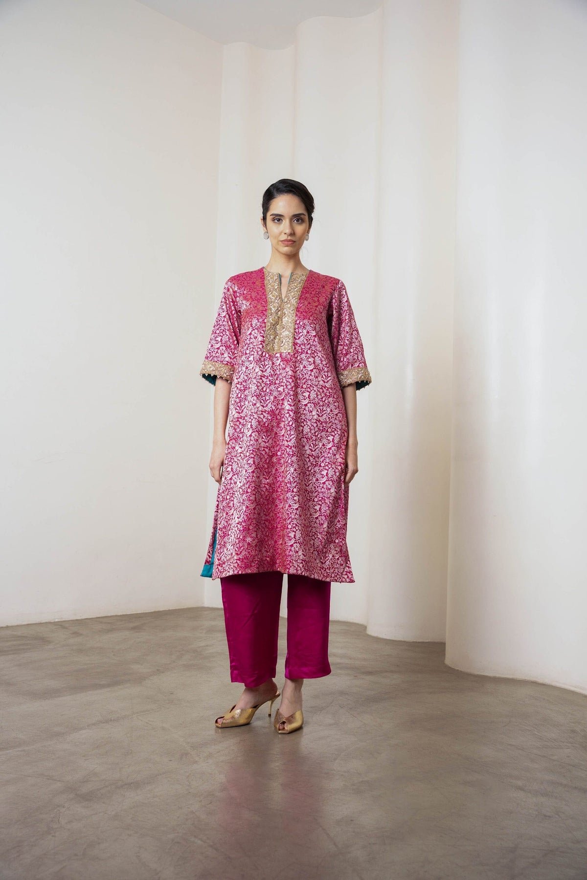 Rysa Kurta Set Magenta by Shriya Singhi