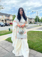 SANIA Vintage Clutch by Clutch It