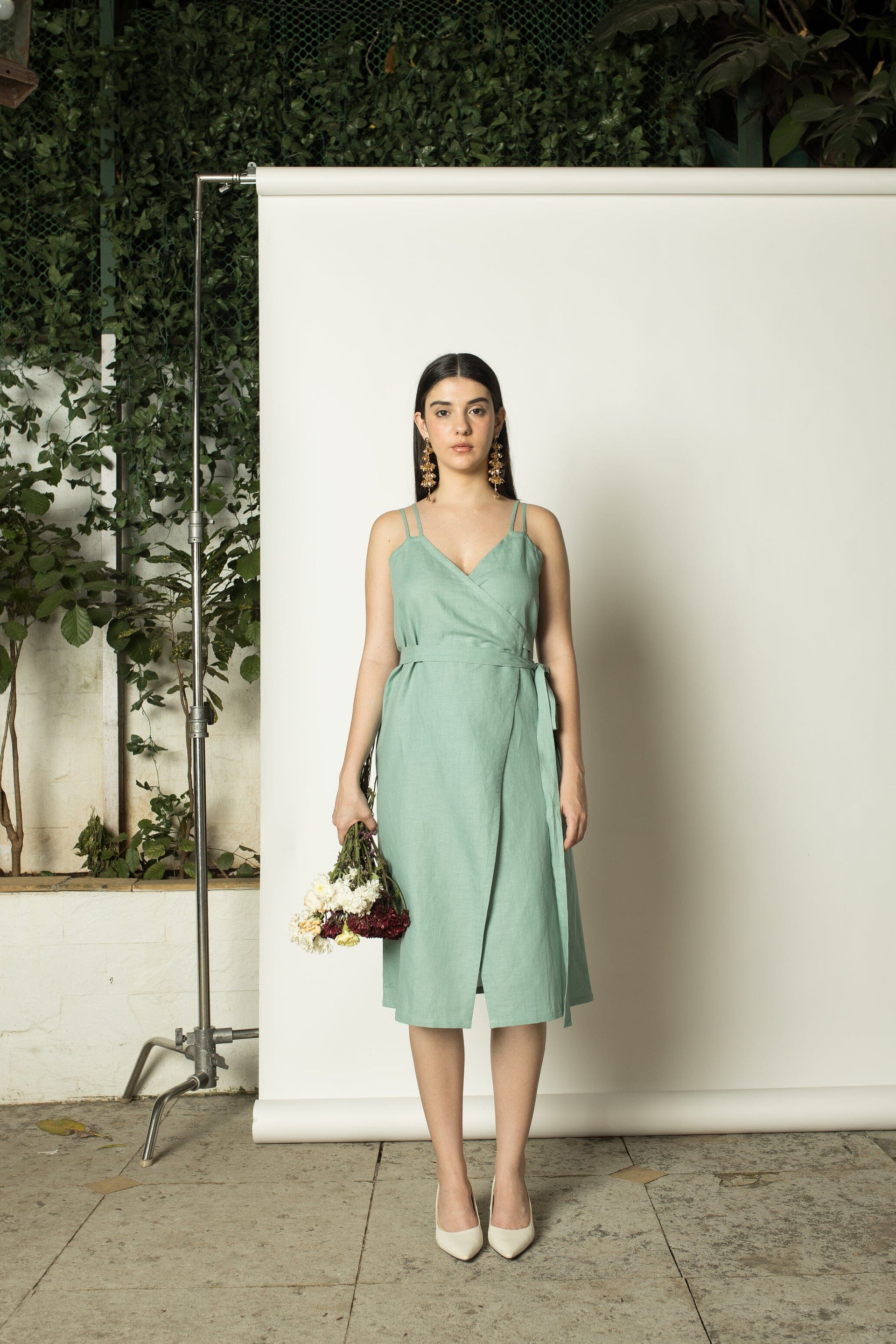 STRAPPY WRAP-AROUND MIDI XXL