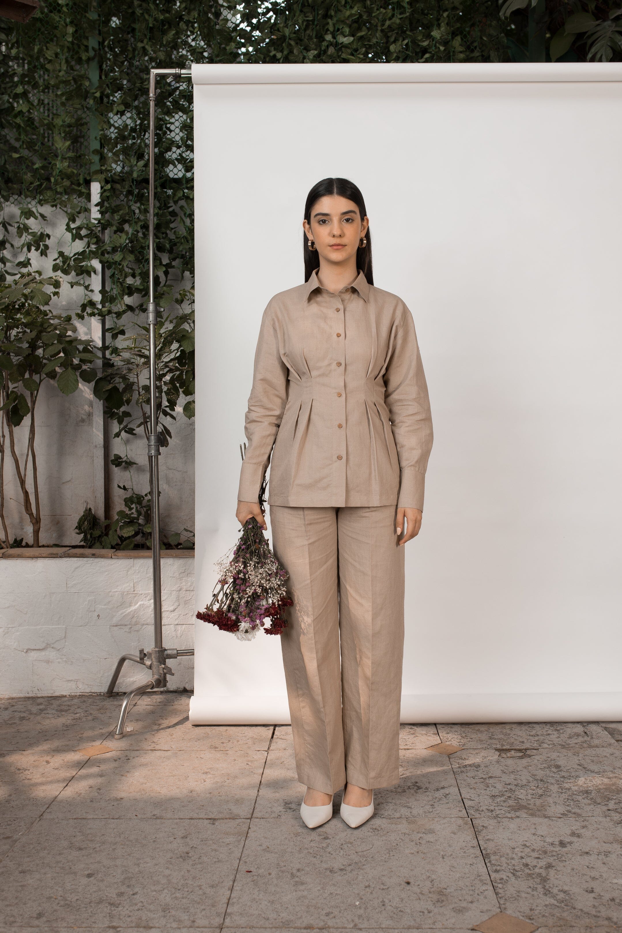 Buy SASSAFRAS Worklyf Straight Fit High Rise Pleated Plain Parallel Trousers  - Trousers for Women 24314258 | Myntra