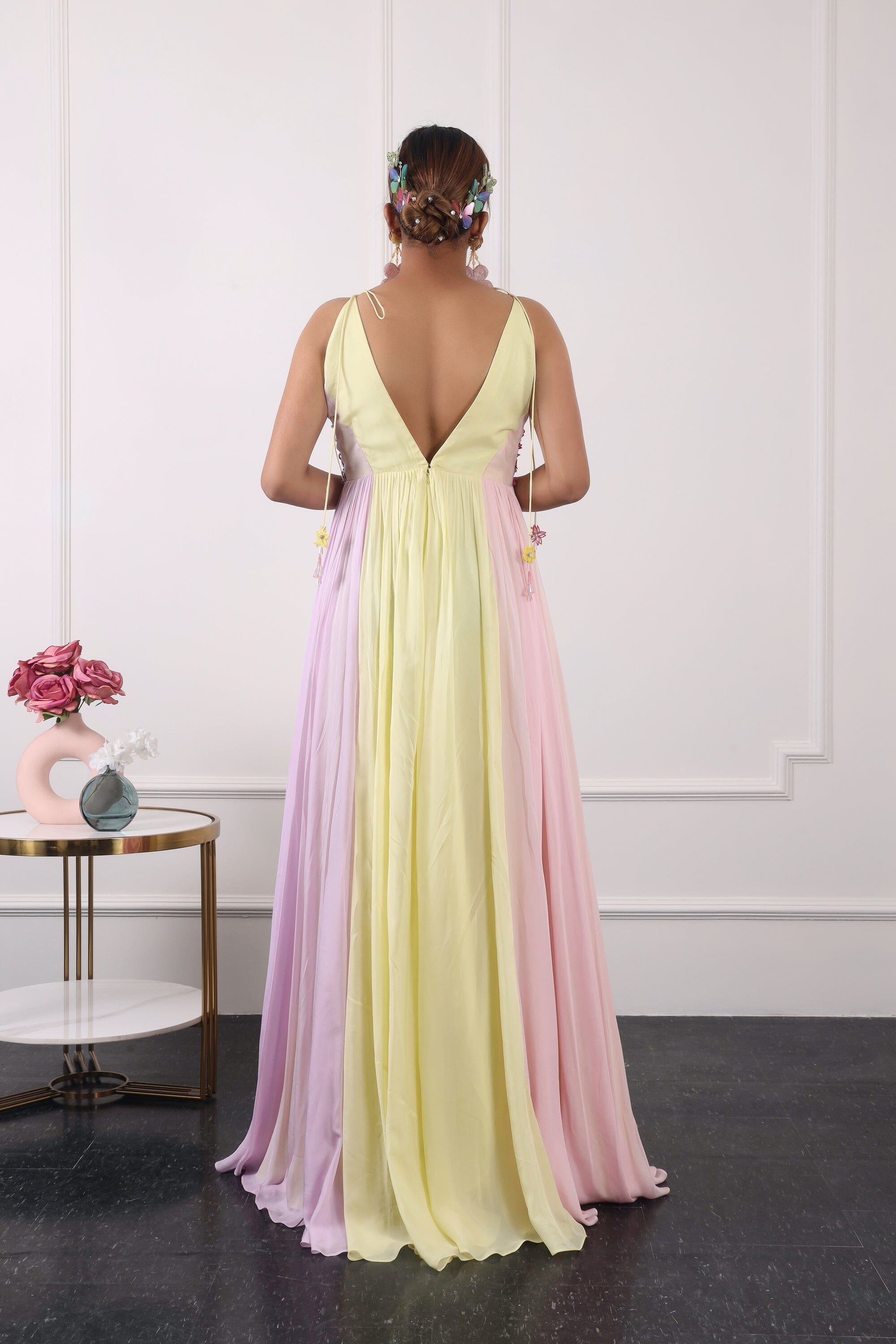 34 Pastel Bridesmaid Dresses Perfect for Warm Weddings