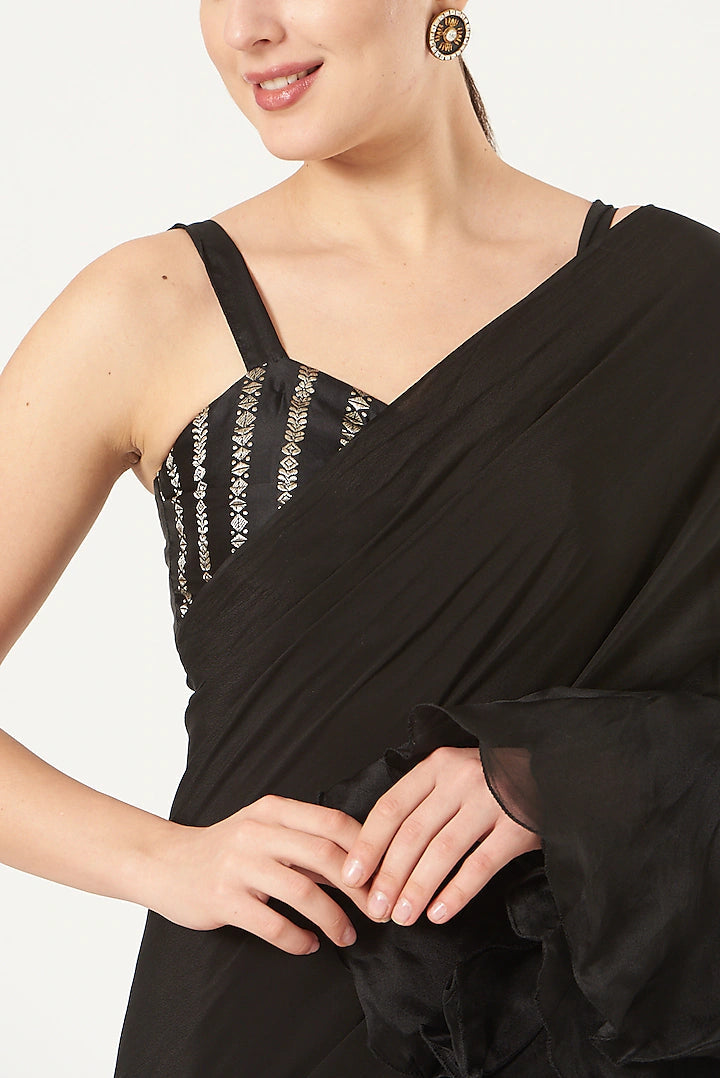 Black Chiffon & Organza Draped Ruffle Saree Set Design by Ridhi Mehra at  Pernia's Pop Up Shop 2024